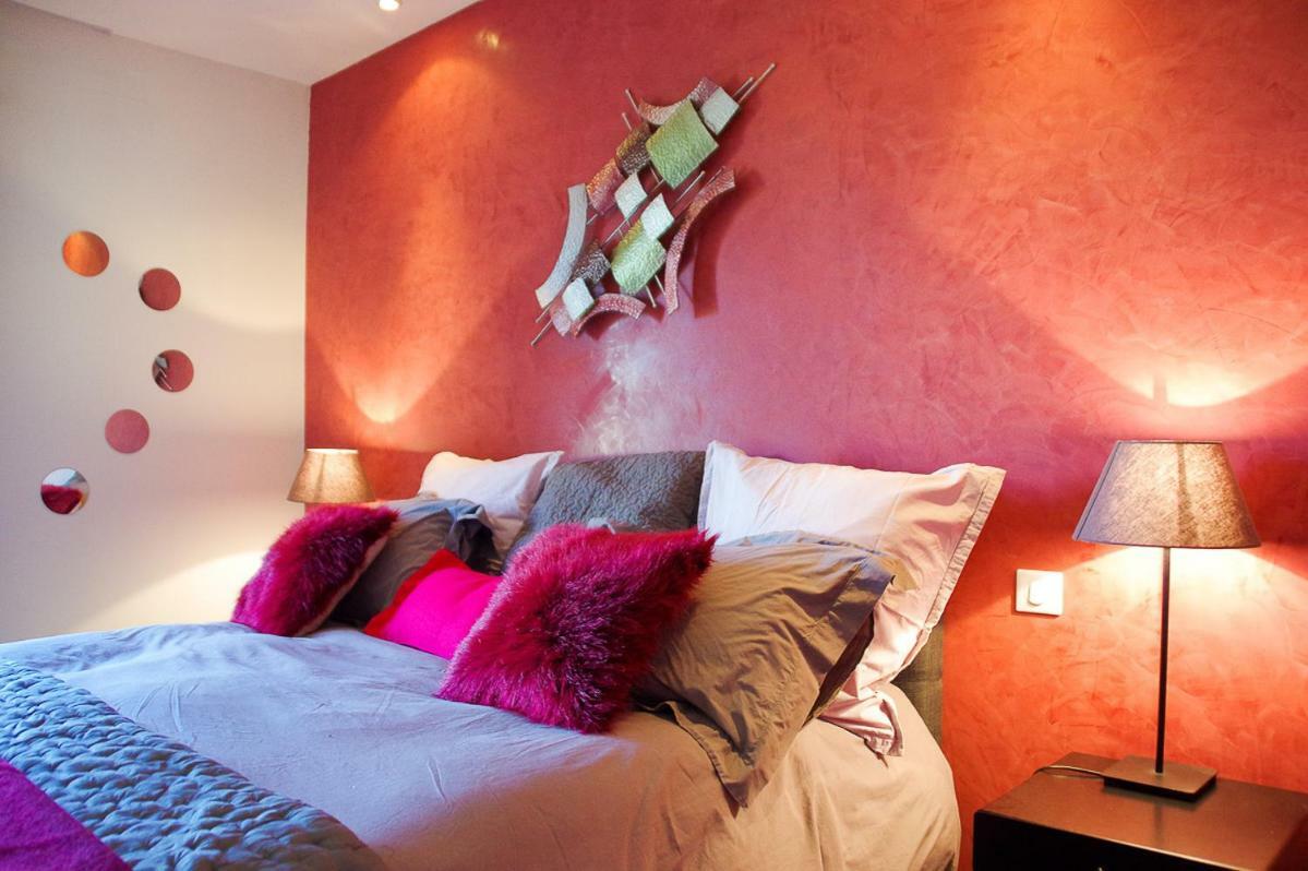 Guest House Domaine Des Grouilleres Saint-Clair-du-Rhone エクステリア 写真